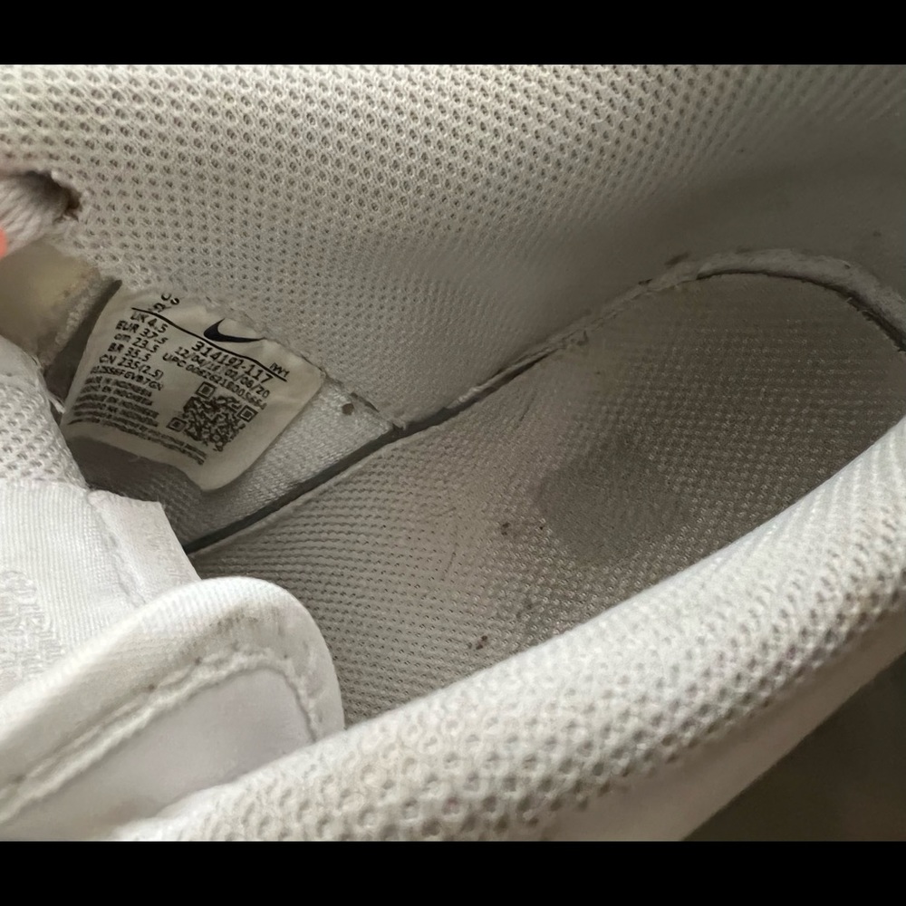 Nike Air Force 1 - image 5